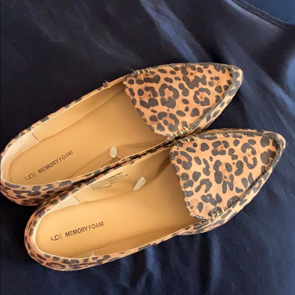 Size 6 Leopard Print flats